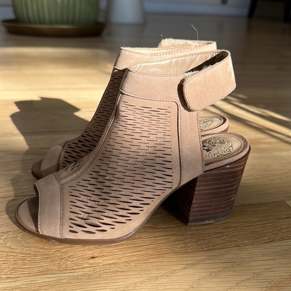 Vince Camuto Cut-Out Sandel/Ankle Boot - Picture 4 of 6